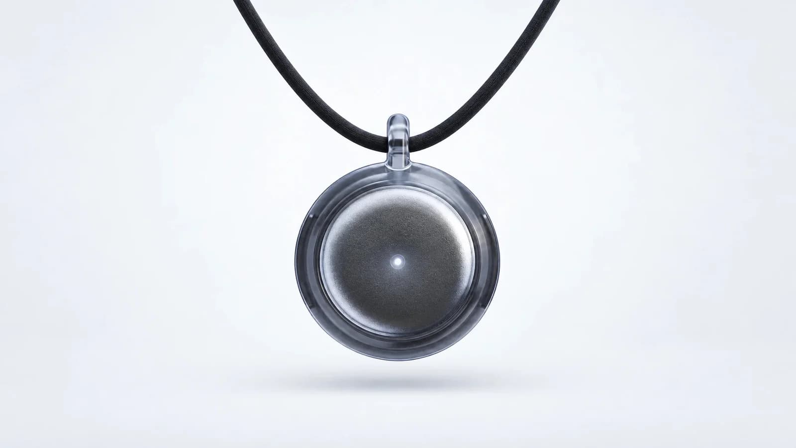 Omi’s official product photograph of its wearable pendant.
