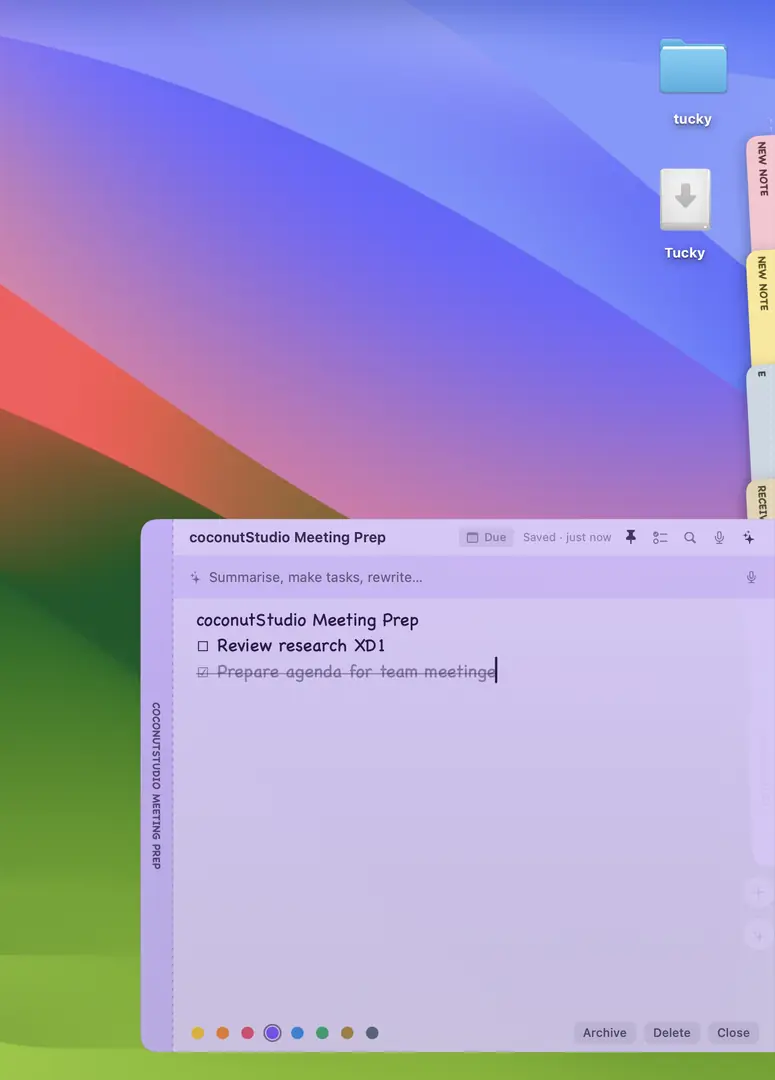 Tucky's official screenshot of an open note and other notes docked to the Mac screen edge.